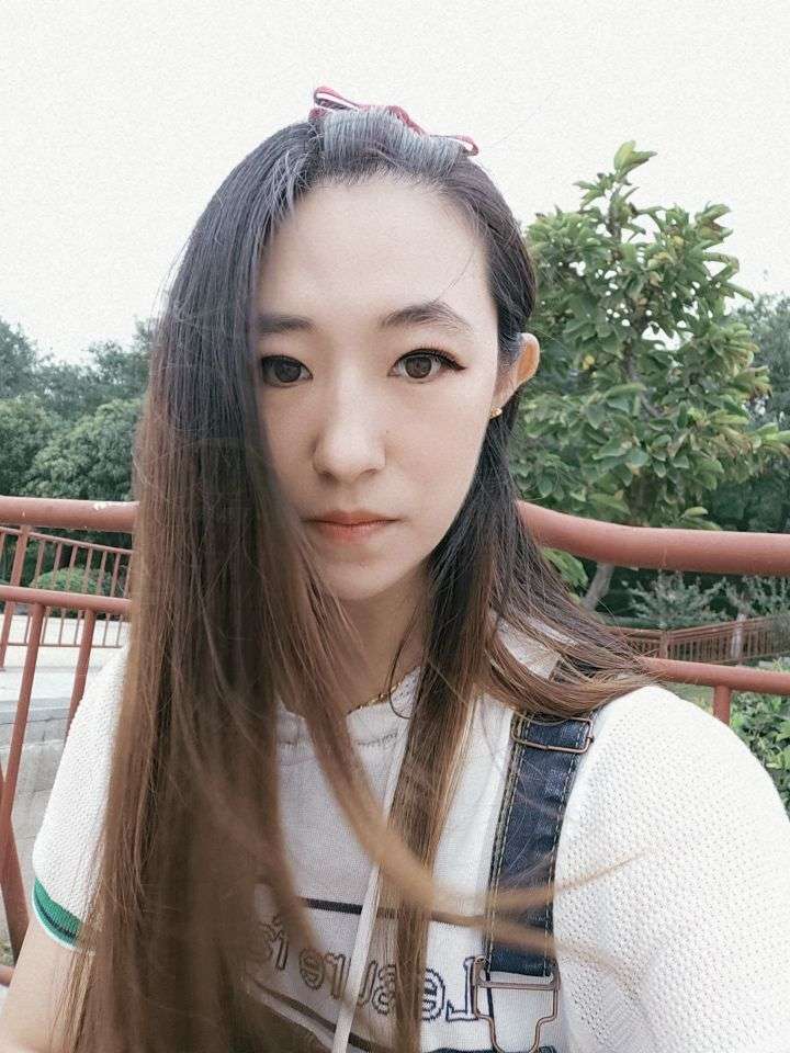 西安会吸会夹的小可爱